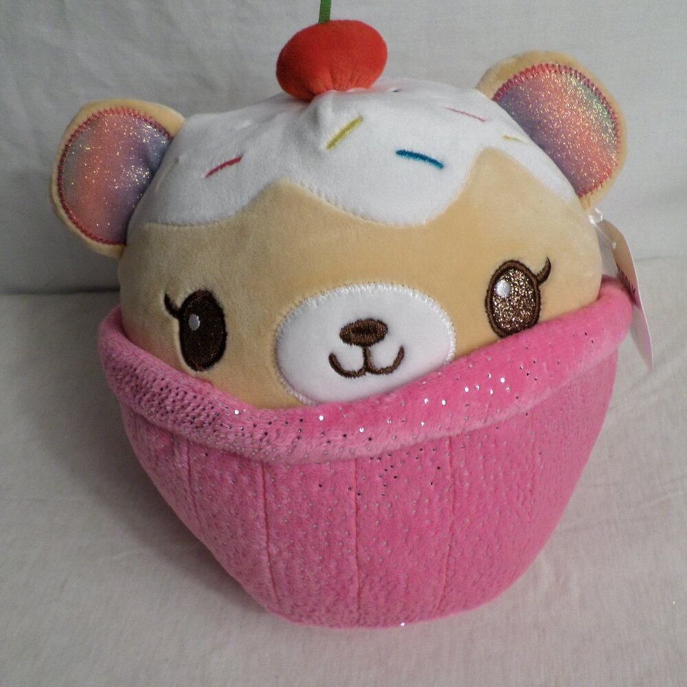 Cute & Cuddly Bear Cake Cupcake Bear NWT